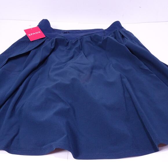 Spanx Women's Get Moving Skort 17" Skirt NWT 189 Navy Blue Sz XS - Picture 11 of 13